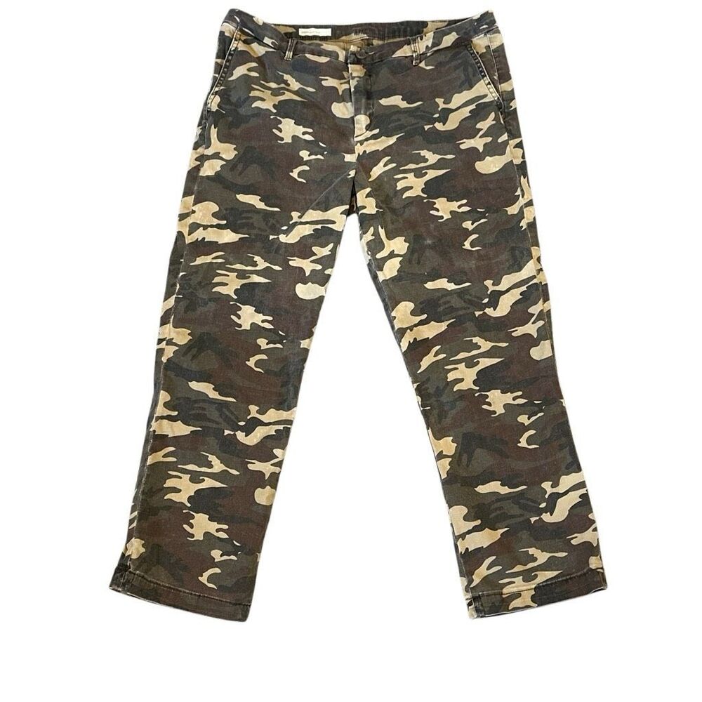 Kut from the Kloth Camo Gwen Relaxed Trouser - Picture 2 of 7